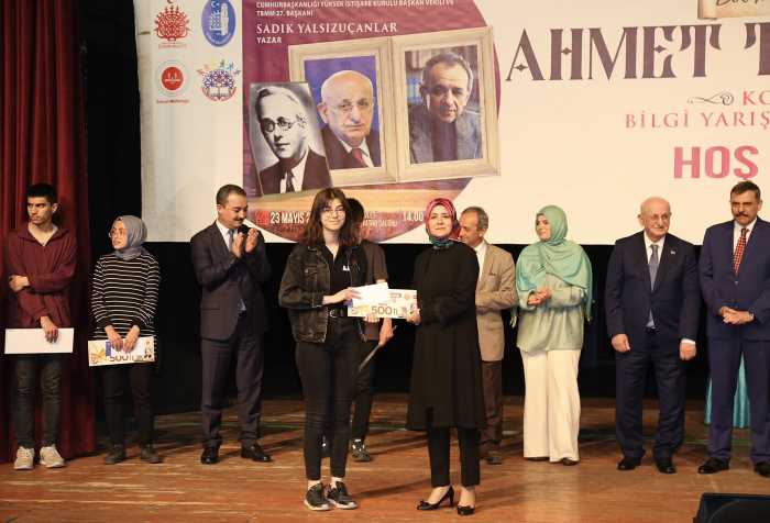 İsmail Kahraman "Biz böyle olursak biz mazimize layık oluruz"