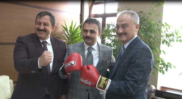  KİCK BOKS FEDERASYONU BAŞKANI ÇORUM’DA