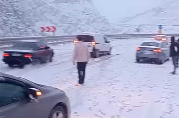 Kırkdilim'de Trafik Durma Noktasına Geldi!