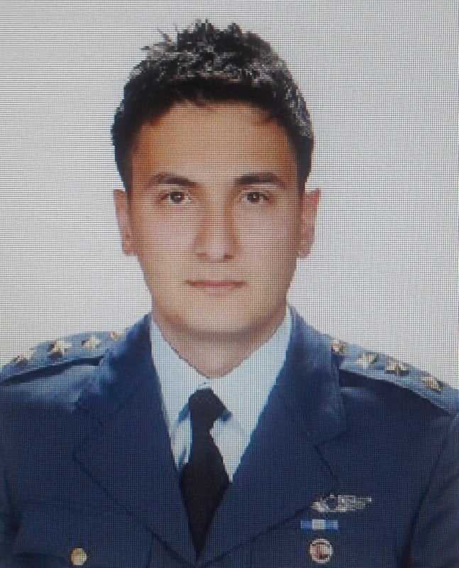 Konya'da 'Türk Yıldızları' uçağı düştü Pilot şehit oldu