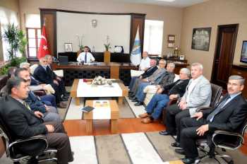 Mahalle Muhtarlarından Başkan Külcü'ye ziyaret