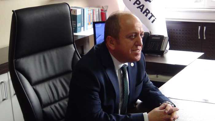 Mehmet Karadağ "Bu milletin Hizmetkarıyız"