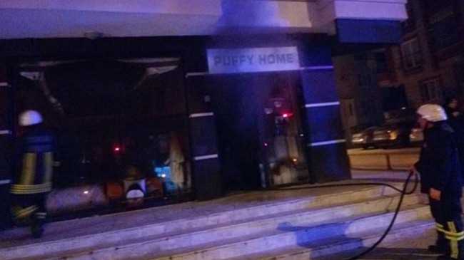 Mobilya mağazasında yangın
