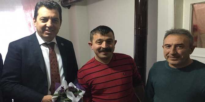 Muzaffer Yıldırım "Umutlarınız Çiçek Açsın"