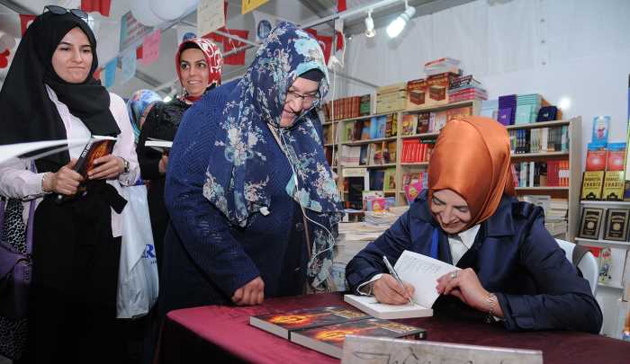 Nesrin Çaylı,7. Kitap ve Kültür Günleri Kapsamında söyleşi ve imza günü için Çorum’da