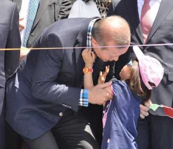 O TEZGAH SENİDE VURACAK BİR GÜN