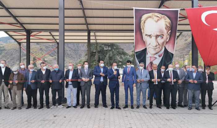 Oğuzlar Belediyesinin Kapalı Pazar yeri  törenle hizmete açıldı