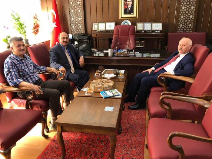Orhan Öztürk'ten İskilip ilçe Milli Eğitim'e Ziyaret