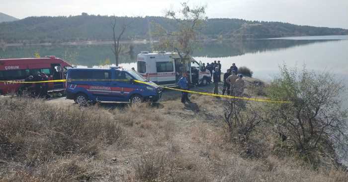 Otomobil Çomar Barajına düştü 1 ölü 1 yaralı var!