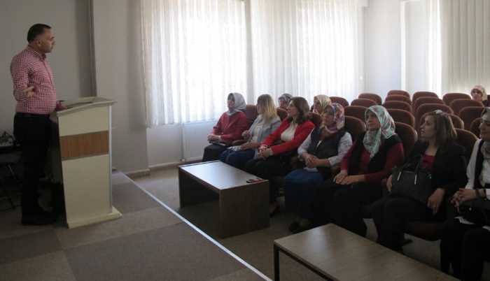 Protokol eşleri Oğuzlar ilçesini ziyaret etti