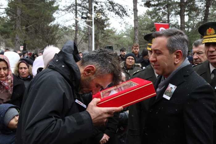 Şehidimiz Askeri Törenle Son Yolculuğuna Uğurlandı 