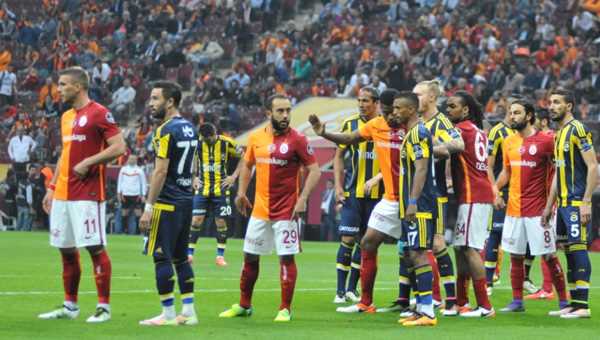 Spor Toto Süper Lig'in 26. hafta erteleme maçında Galatasaray ile Fenerbahçe Türk Telekom Arena'da 0-0 berabere kaldı