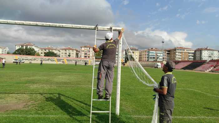 Tarihi Eski Stadyumda Yıkım Başladı