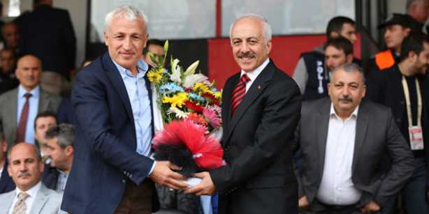 Trabzonspor Çorum Belediyespor'a hasılat jesti yaptı