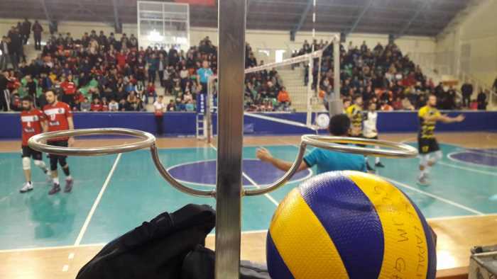 VOLEYBOLDA  ÜZÜLDÜK