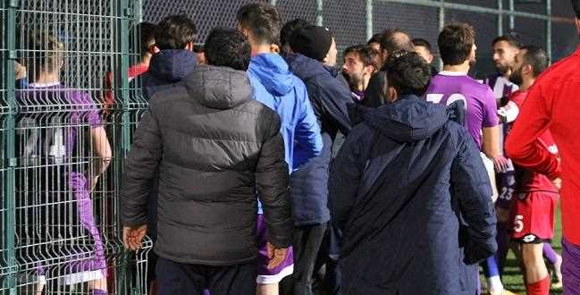 Y. Çorumspor oynadığı hazırlık maçında olaylar nedeniyle yarıda kaldı