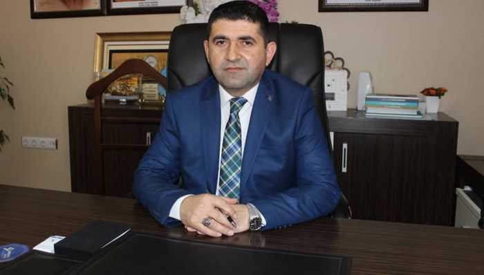 Yaşar Anaç Muhtarlar Gününü Kutladı