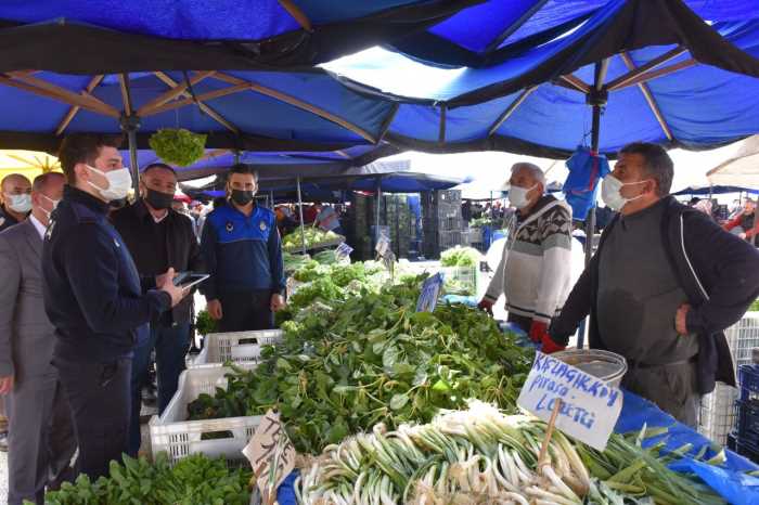 Zabıta ekiplerinden semt pazarlarında denetim