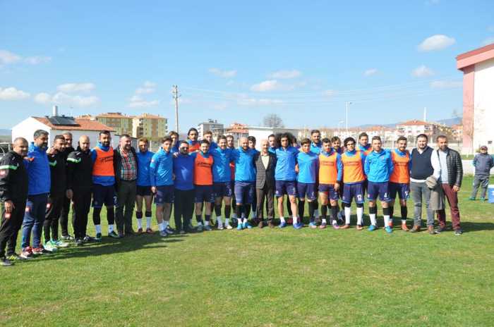 Zeki Gül,Onurunuz için oynayın arkadaşlar