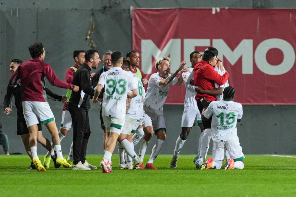 Trendyol 1. Lig'de play-off yarı final Maçı B…